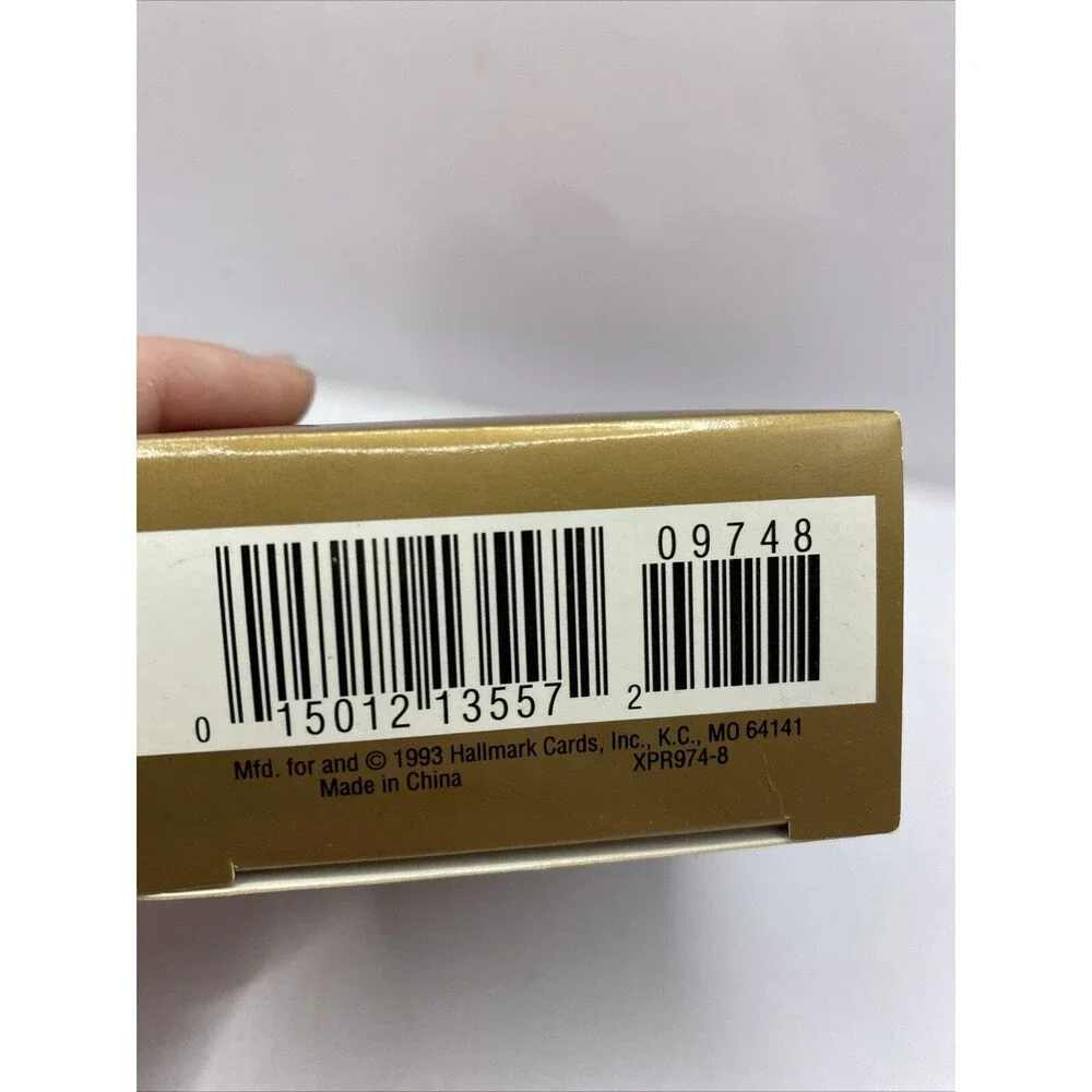 Hallmark fast shipping